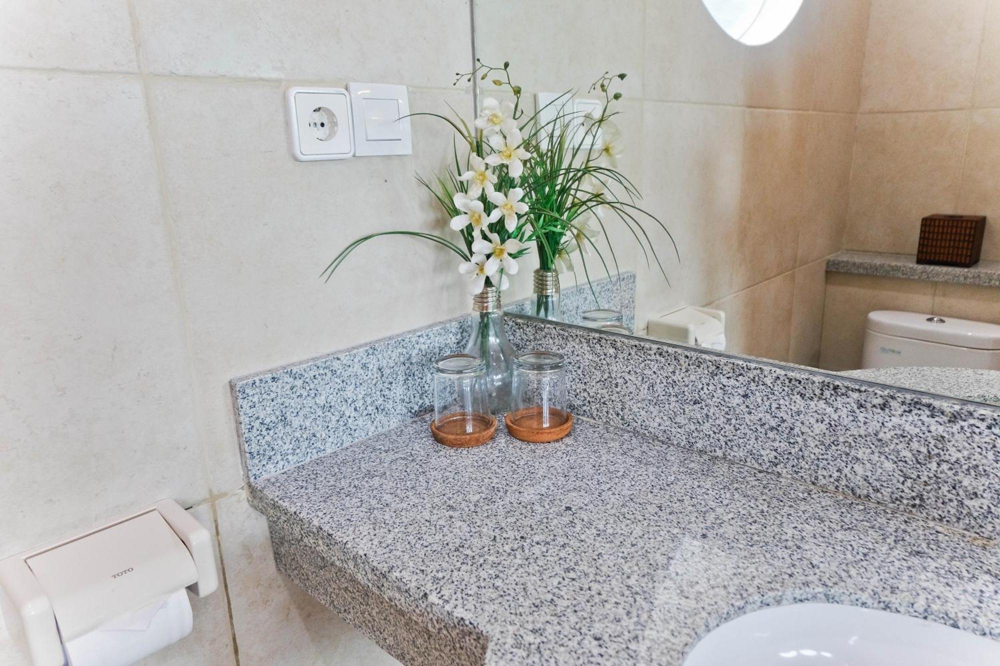 Hotel Graha Wiyata Tanah Lot Zewnętrze zdjęcie