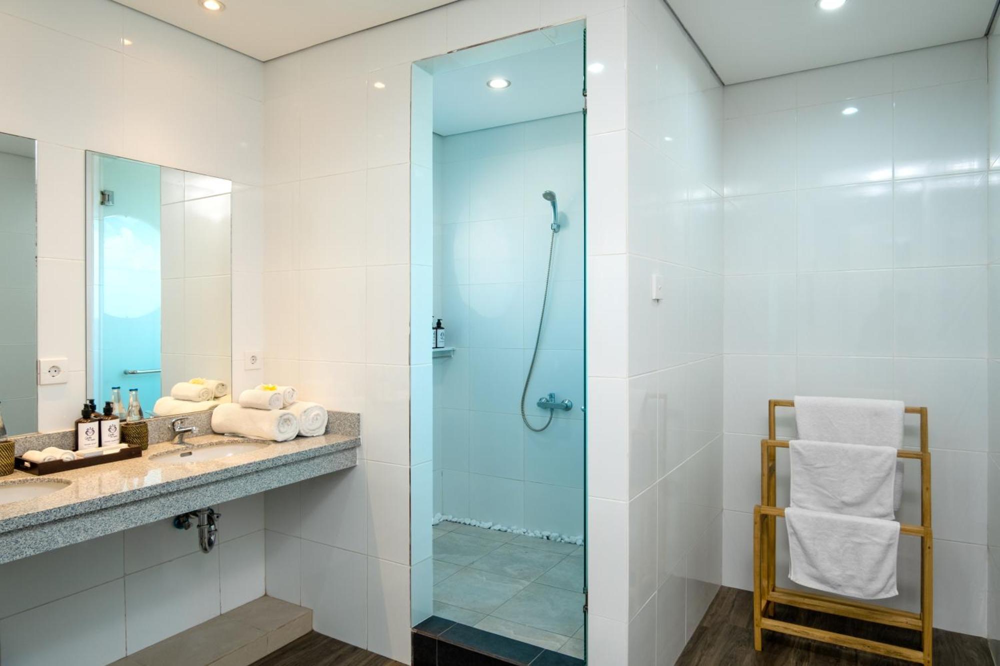 Hotel Graha Wiyata Tanah Lot Zewnętrze zdjęcie