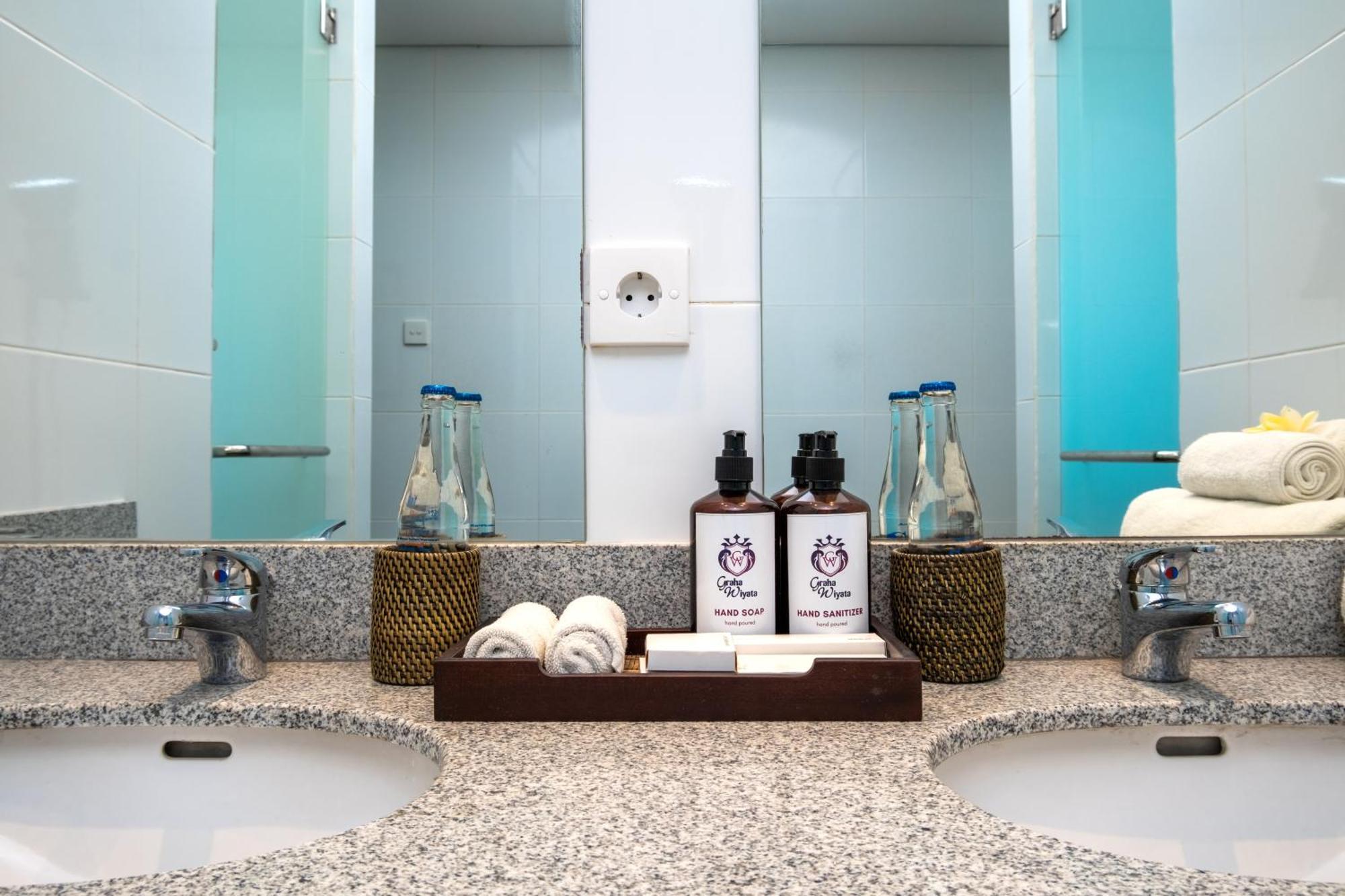 Hotel Graha Wiyata Tanah Lot Zewnętrze zdjęcie
